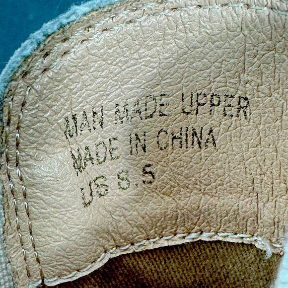 Mi.iM Esmee Chelsea Boot Size 8.5 Off White Stacked Heel Pointed Toe Bootie - Picture 14 of 15